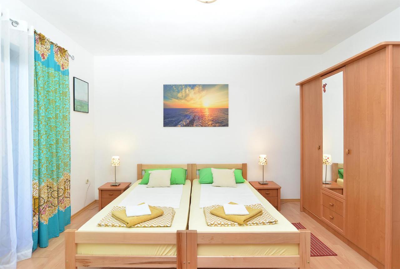 Apartment Puzar 295 Štinjan Esterno foto