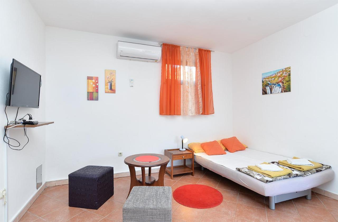 Apartment Puzar 295 Štinjan Esterno foto