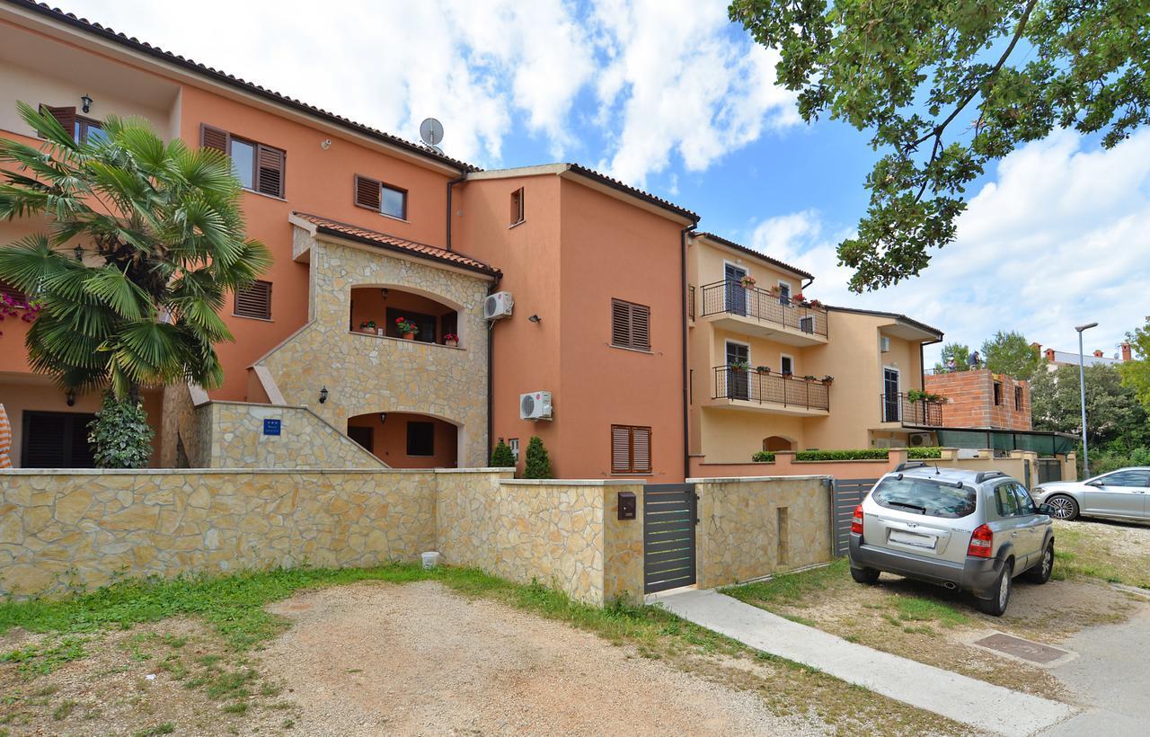 Apartment Puzar 295 Štinjan Esterno foto