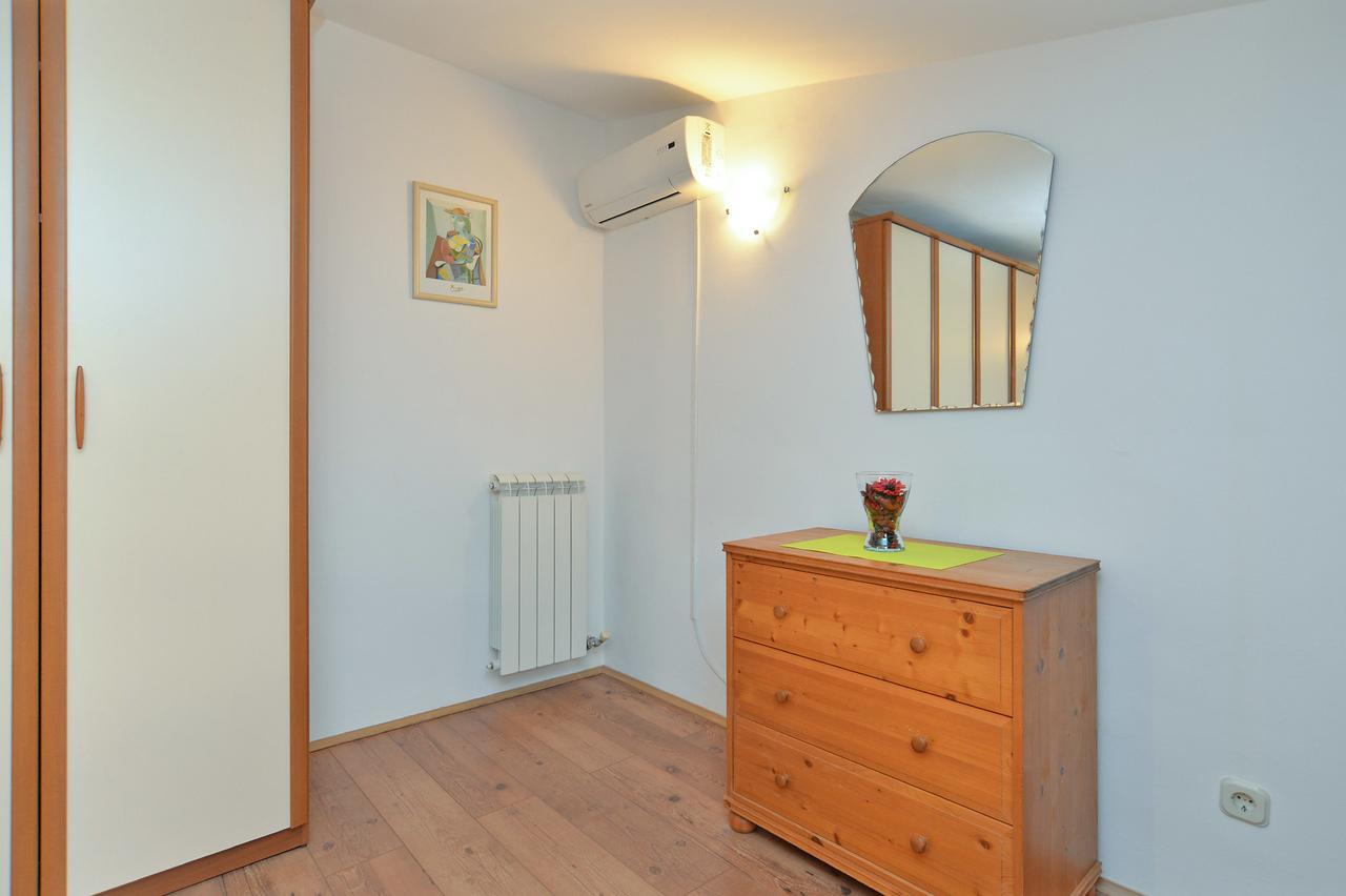 Apartment Puzar 295 Štinjan Esterno foto